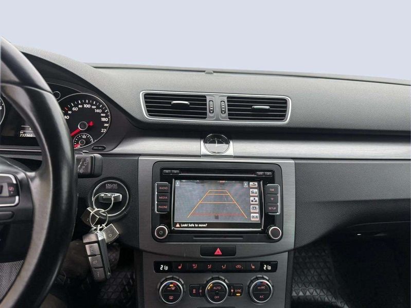Volkswagen Passat bild 14