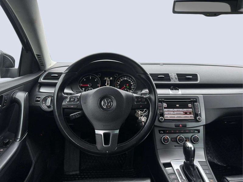 Volkswagen Passat bild 10