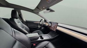 Tesla Model 3 bild 11
