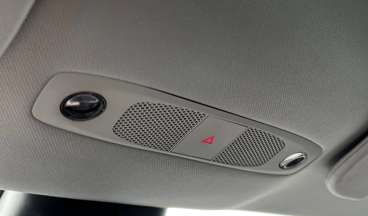 Vehicle image 36