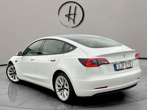 Tesla Model 3 bild 7