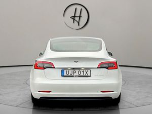 Tesla Model 3 bild 4