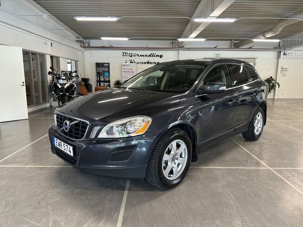 Volvo XC60 D3 AWD Momentum Euro 5 - 2012