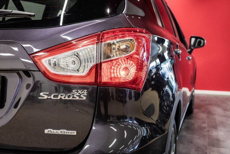 Suzuki SX4 bild 11