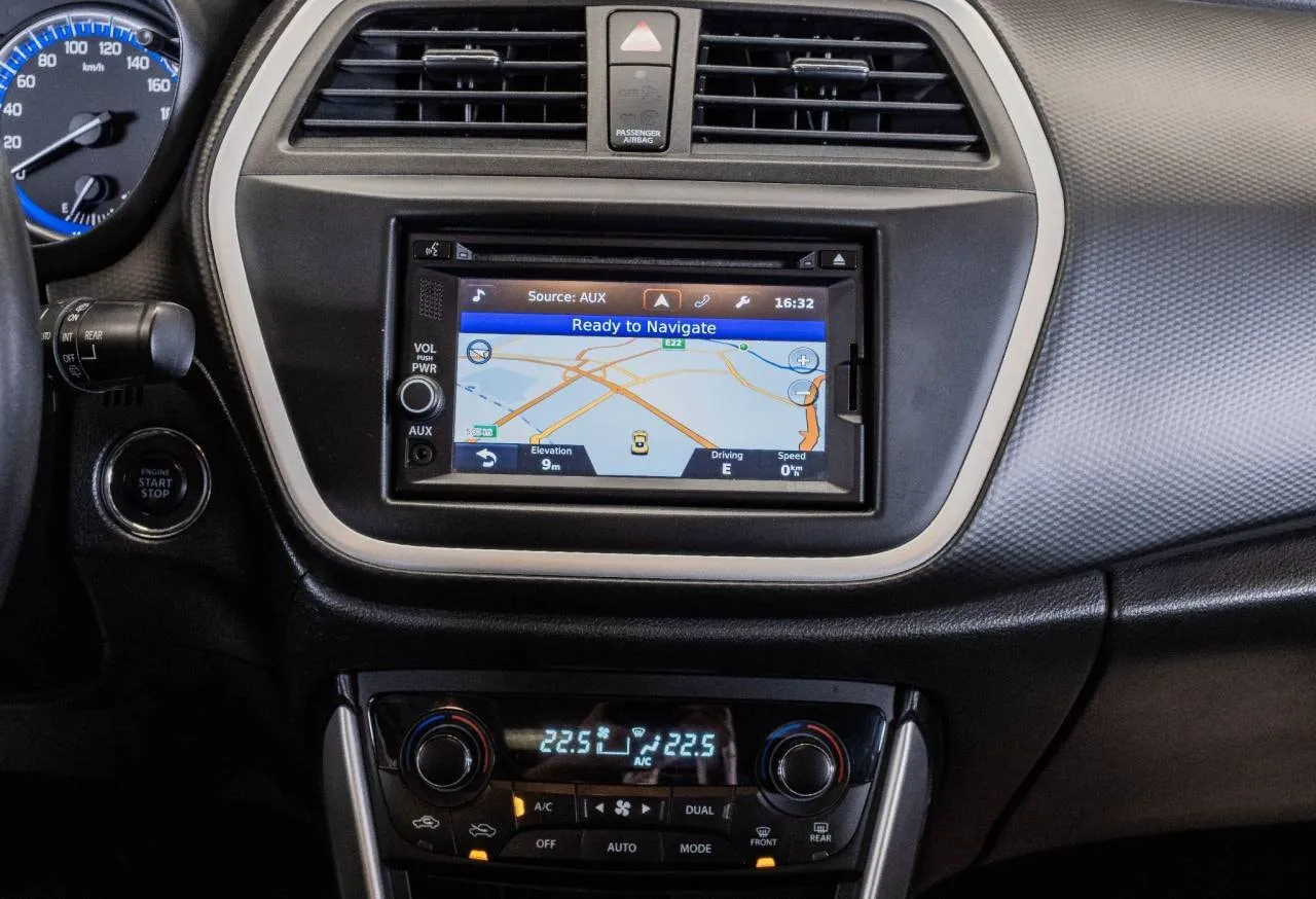 Vehicle image 21