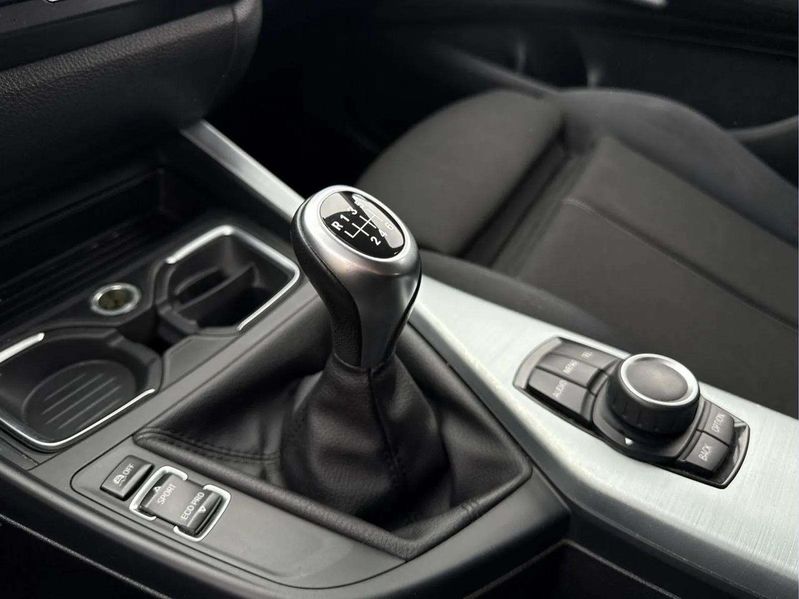 BMW 118 bild 10
