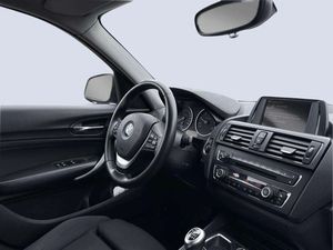 BMW 118 bild 18