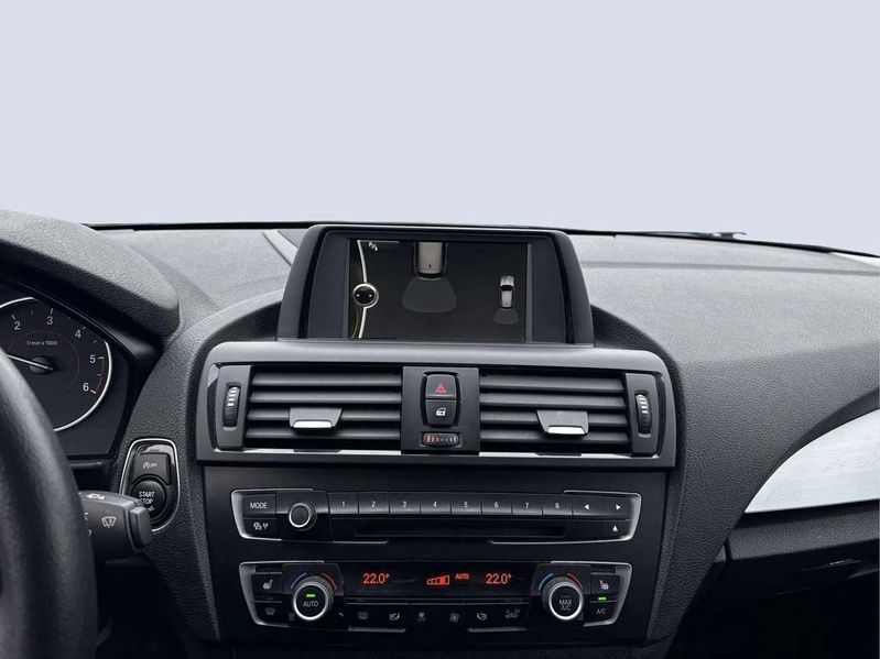BMW 118 bild 13