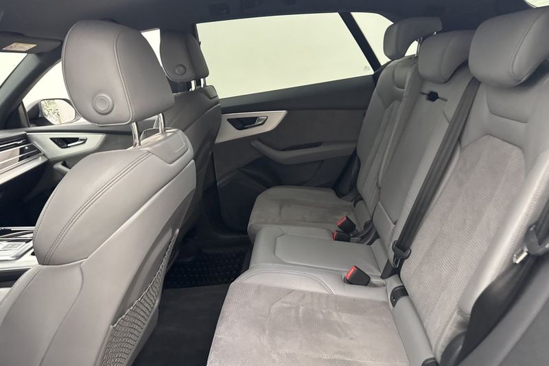 Audi Q8 bild 15
