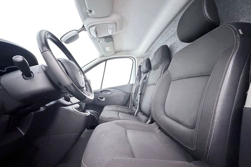 Renault Trafic bild 15