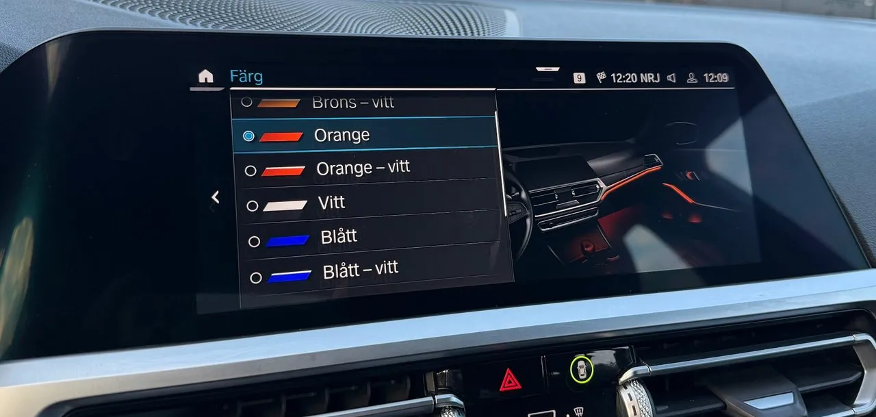 Vehicle image 20
