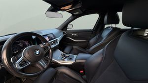 BMW 330 bild 11