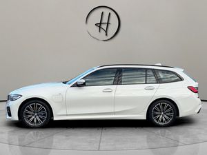 BMW 330 bild 6