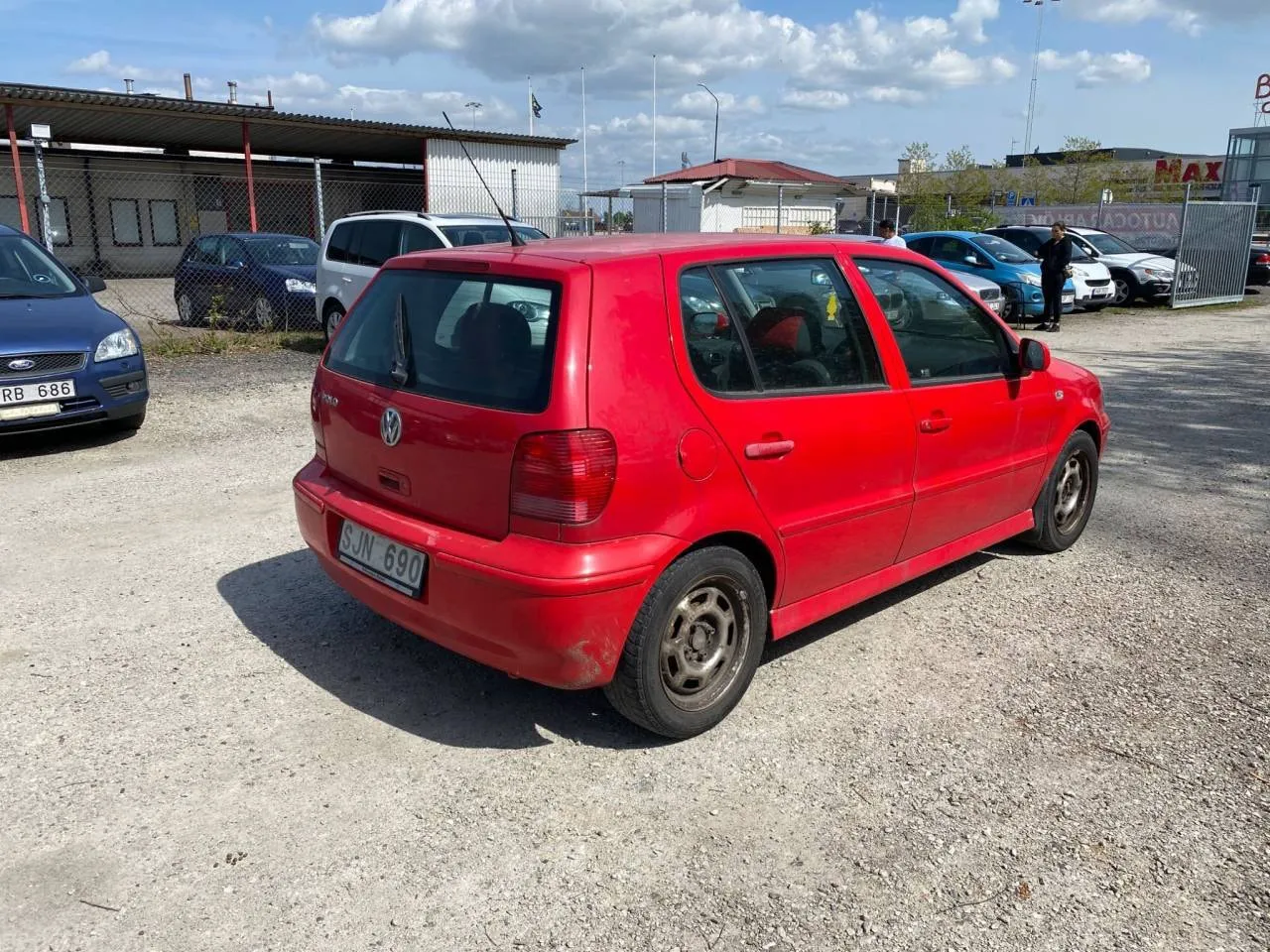 Vehicle image 2