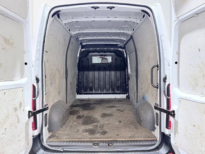 Nissan Interstar bild 13