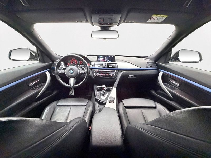 BMW 330 bild 16