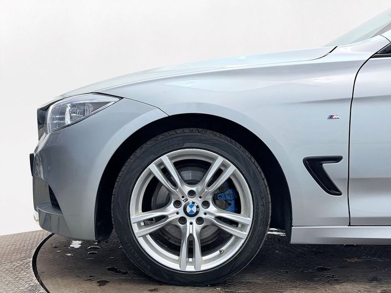BMW 330 bild 11