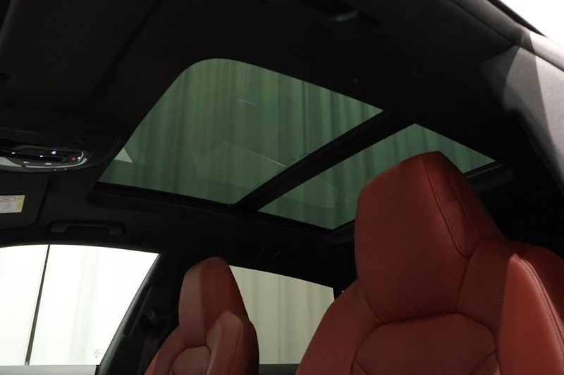 Audi SQ8 bild 12