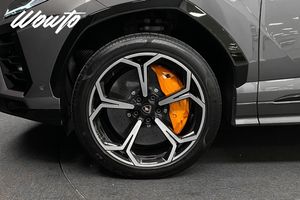 Lamborghini Urus bild 25