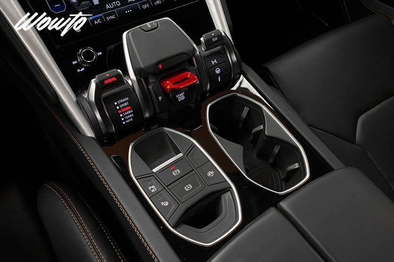 Lamborghini Urus bild 15