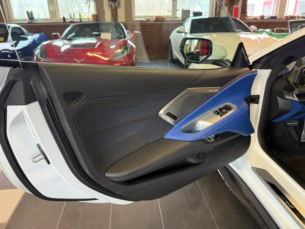 Vehicle image 18