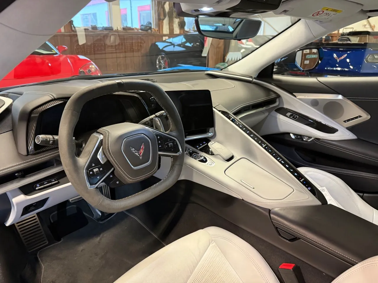 Vehicle image 17