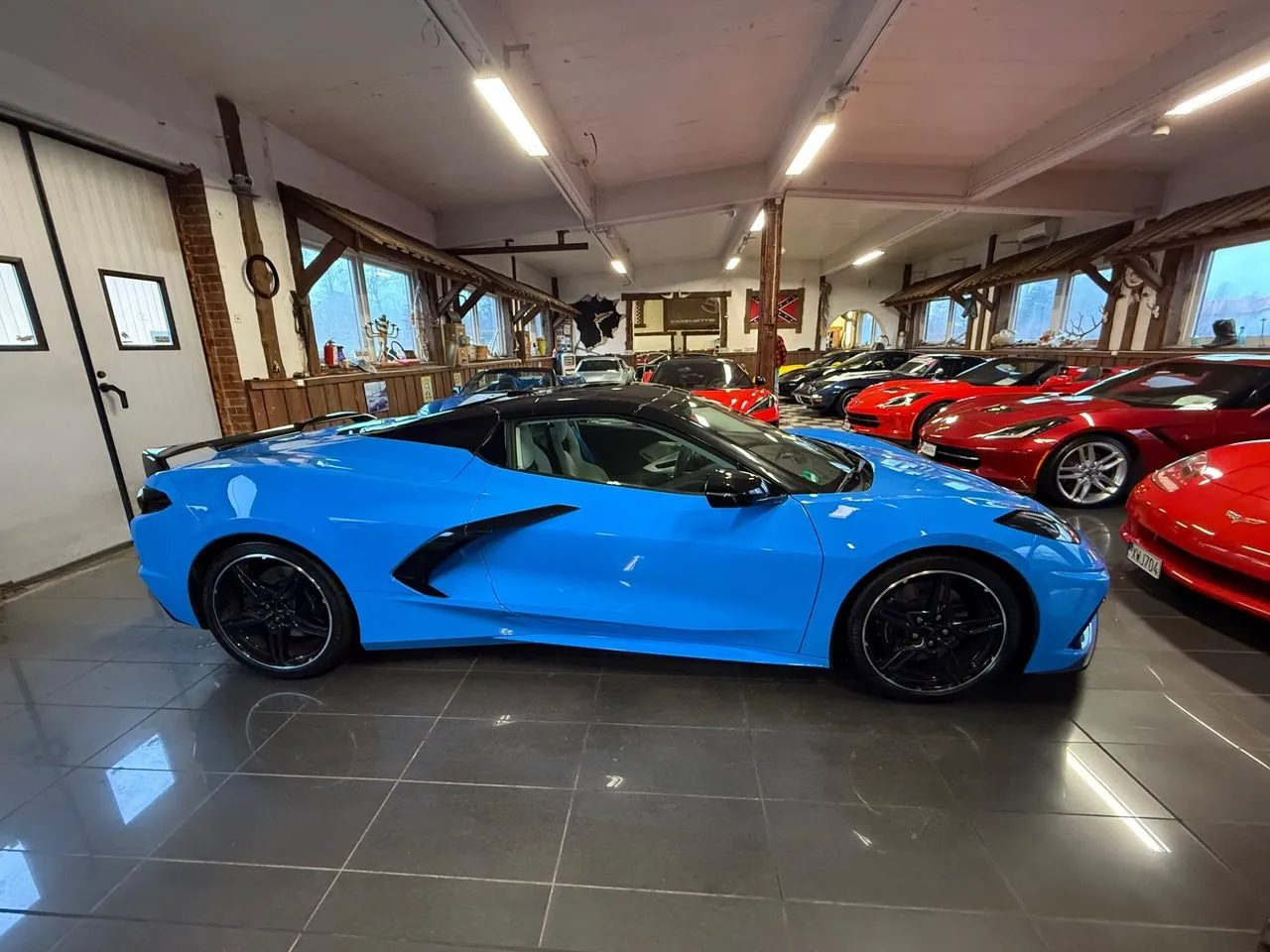 Vehicle image 8