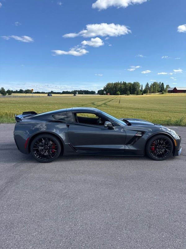 Chevrolet Corvette C7 Z06 660 HK SVENSKSÅLD EV BYTE - 2017