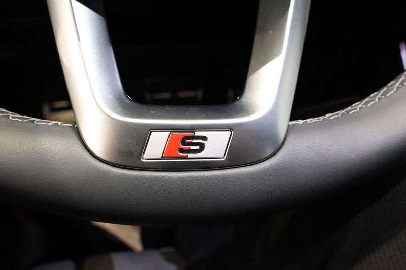 Audi SQ7 bild 16