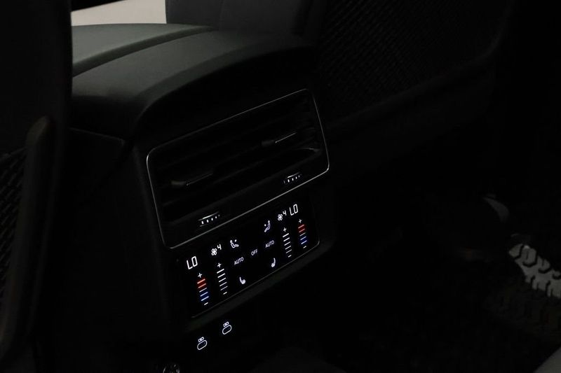 Audi SQ7 bild 11