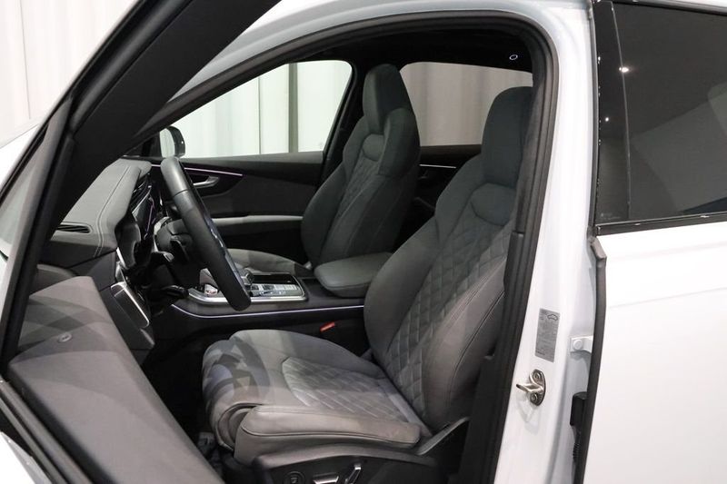 Audi SQ7 bild 9