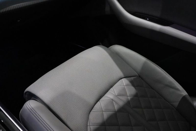Audi SQ7 bild 26