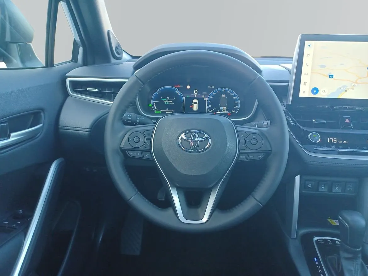 Vehicle image 8