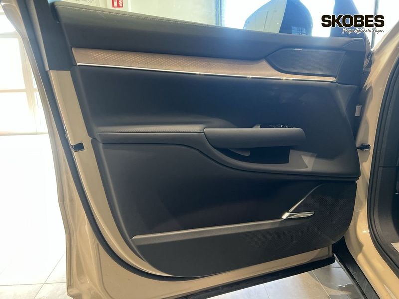 Volvo EX90 bild 16