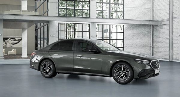 Mercedes E300 Sedan AMG/Night-P/Drag/Minnespkt/Burmester/MOMS - 2026