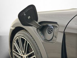 Porsche Taycan bild 32
