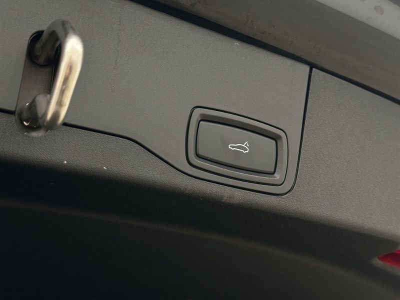 Porsche Taycan bild 30