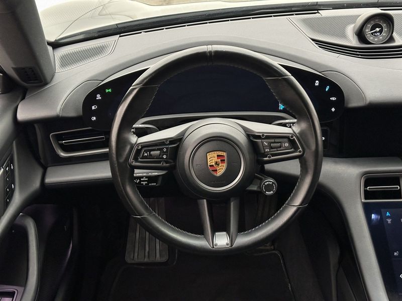 Porsche Taycan bild 14