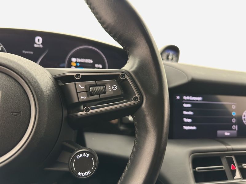 Porsche Taycan bild 18