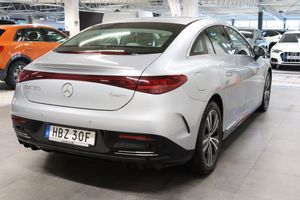 Mercedes EQE350 bild 8