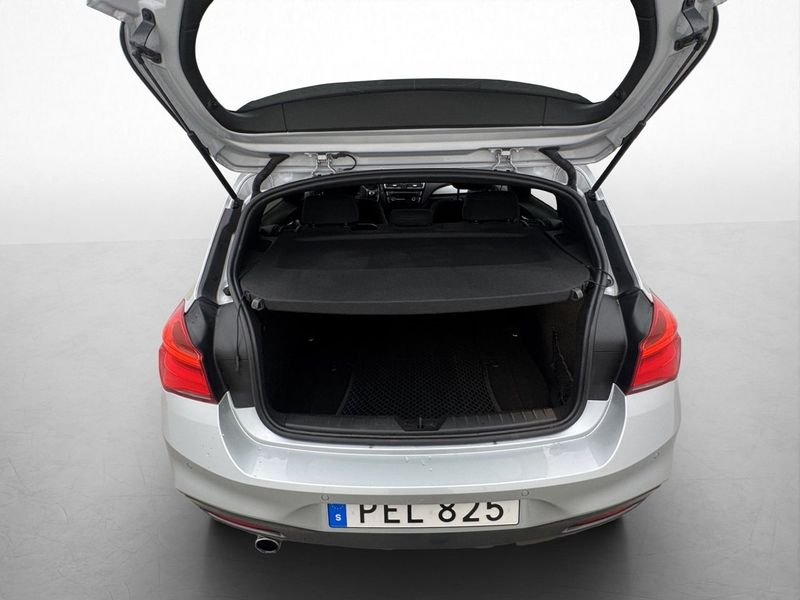 BMW 118 bild 24
