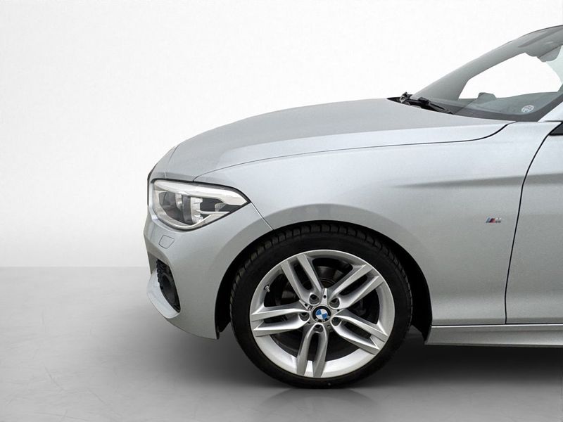 BMW 118 bild 25