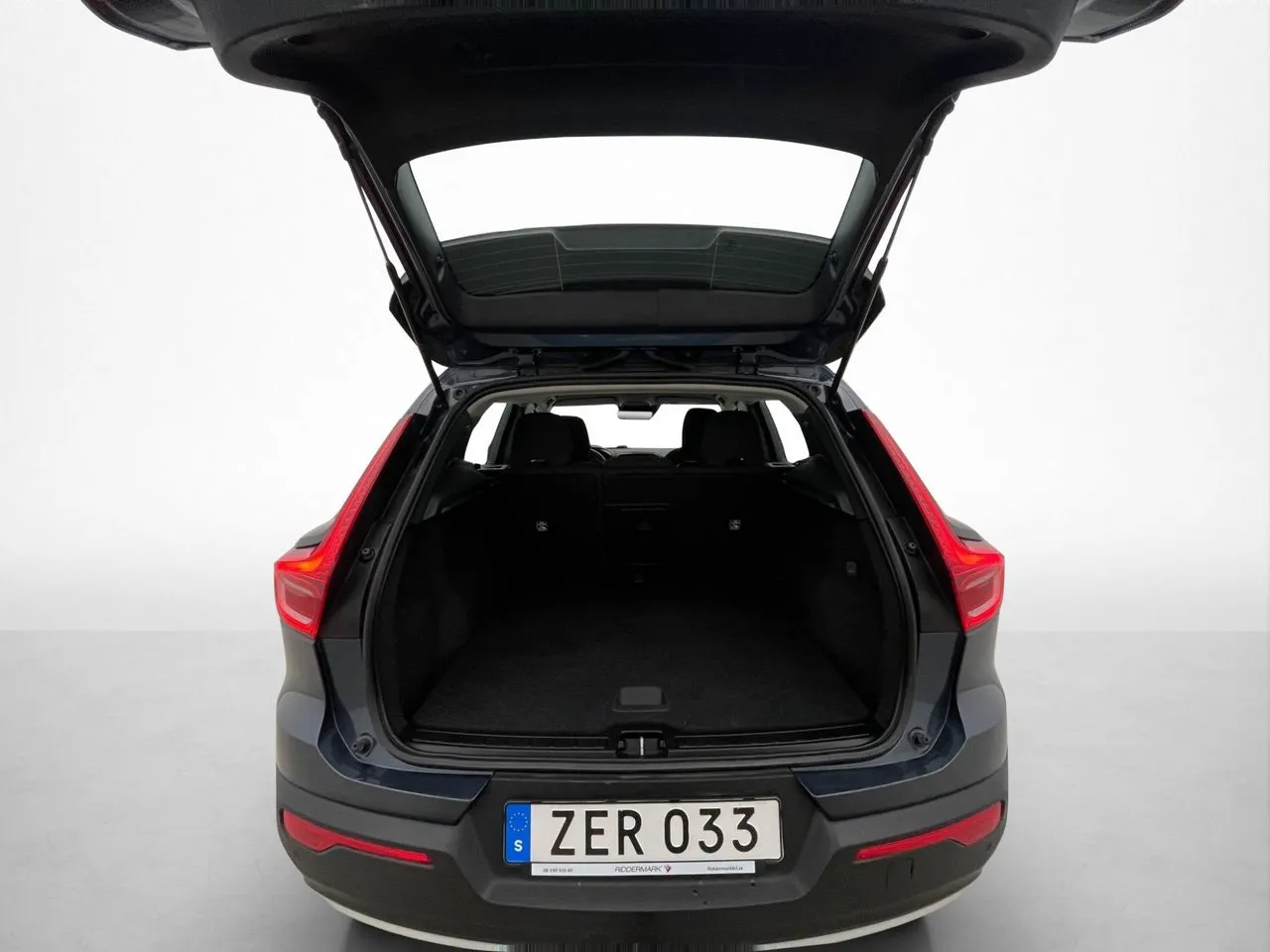 Vehicle image 21