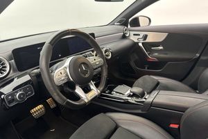 Mercedes CLA45 AMG bild 8