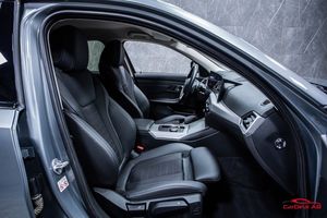 BMW 330 bild 17