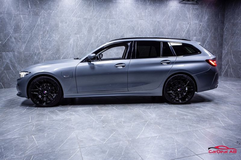 BMW 330 bild 4
