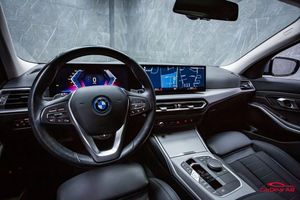BMW 330 bild 13
