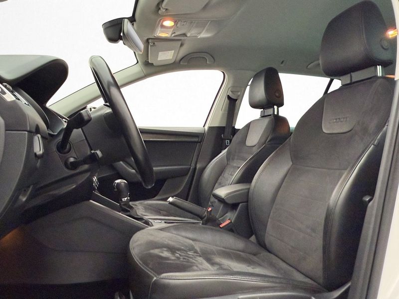 Skoda Octavia bild 8
