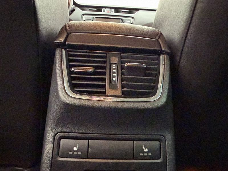 Skoda Octavia bild 24