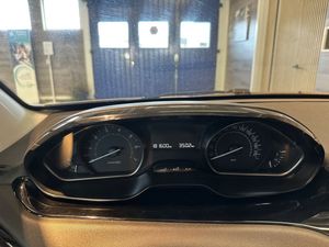 Peugeot 208 bild 17